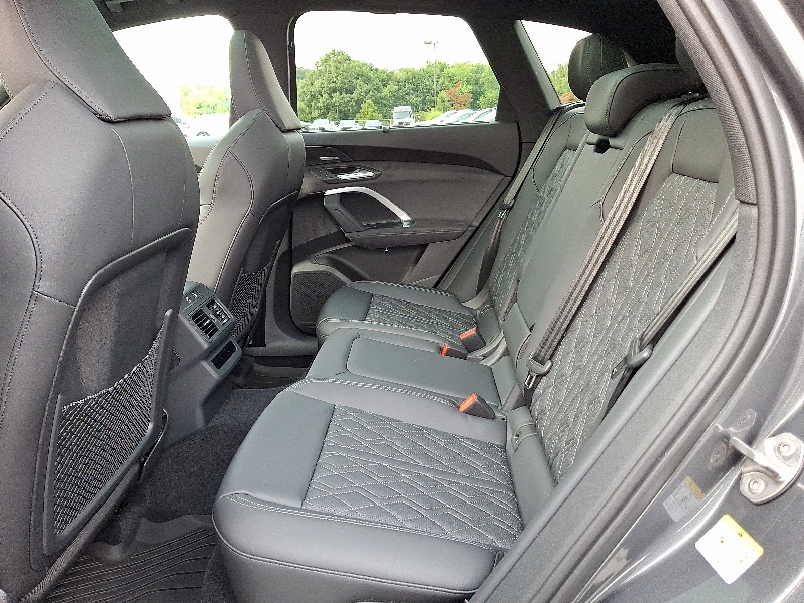 2026 Audi SQ5 Premium Plus - Photo 8