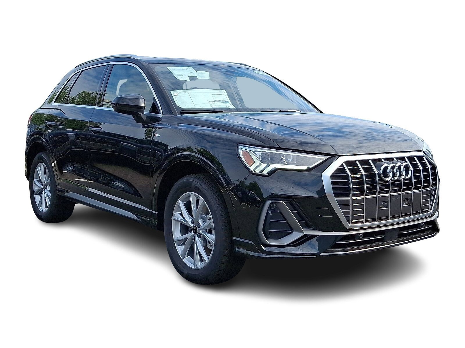 2025 Audi Q3 45 TFSI S line Premium photo 3