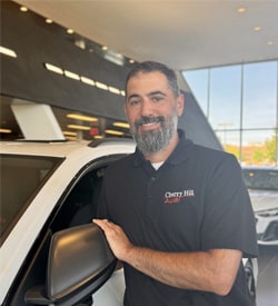 Staff member Erik K. from de75843e41c3