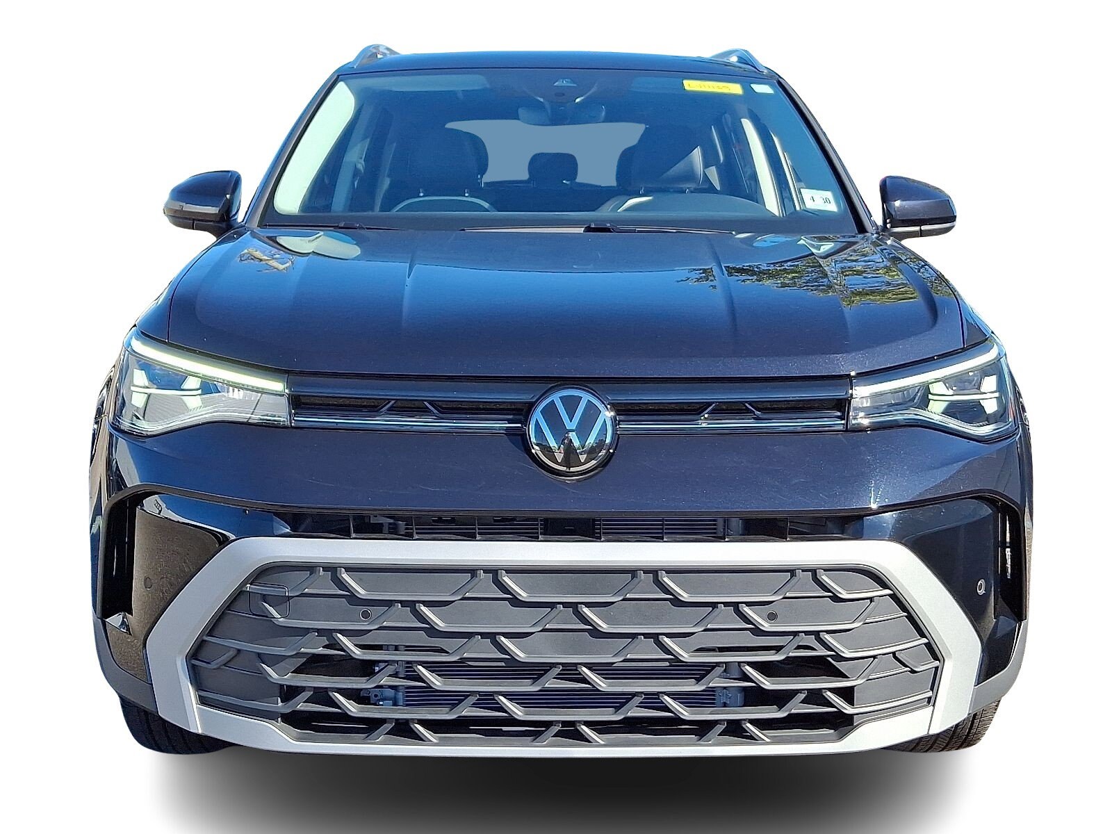 2025 Volkswagen Taos SE photo 2