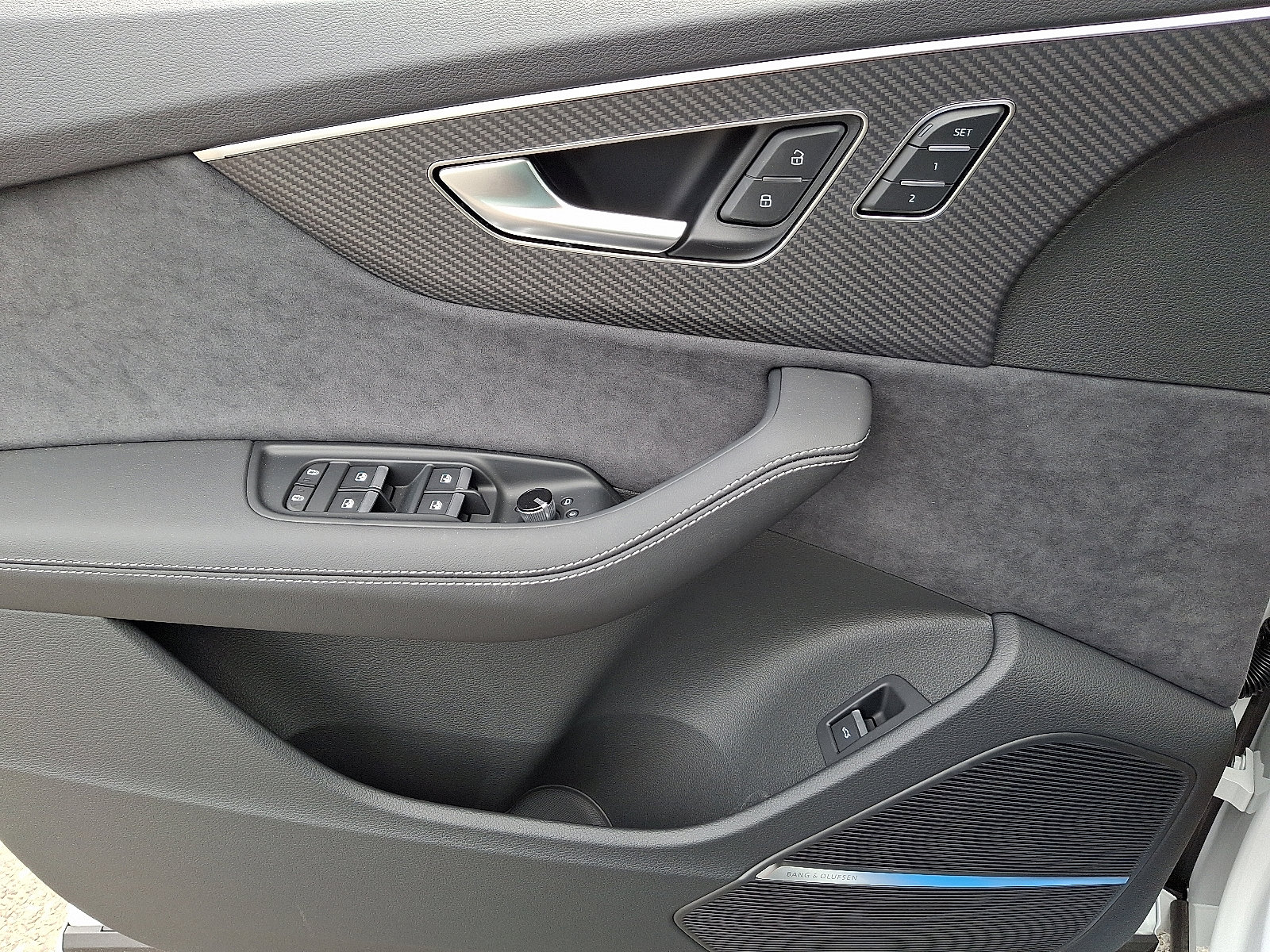 2026 Audi SQ7 Premium Plus - Photo 8