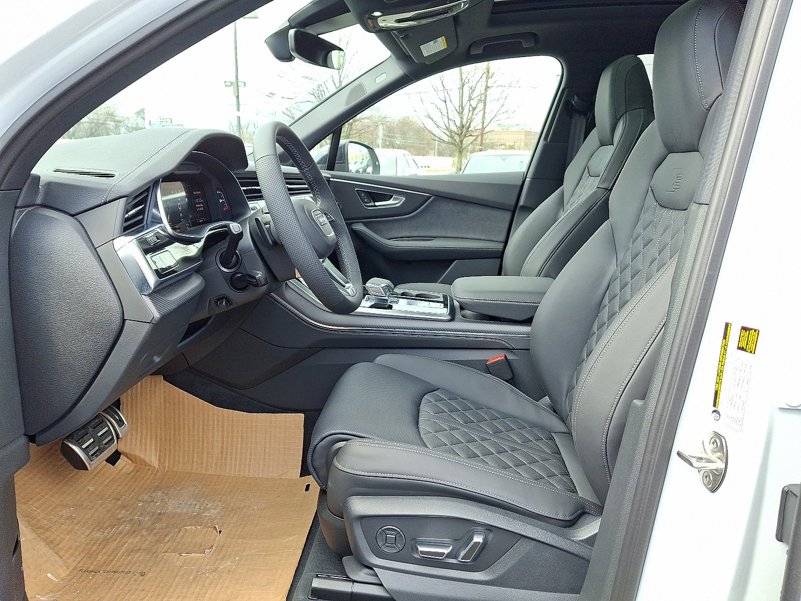 2026 Audi SQ7 Premium Plus - Photo 9