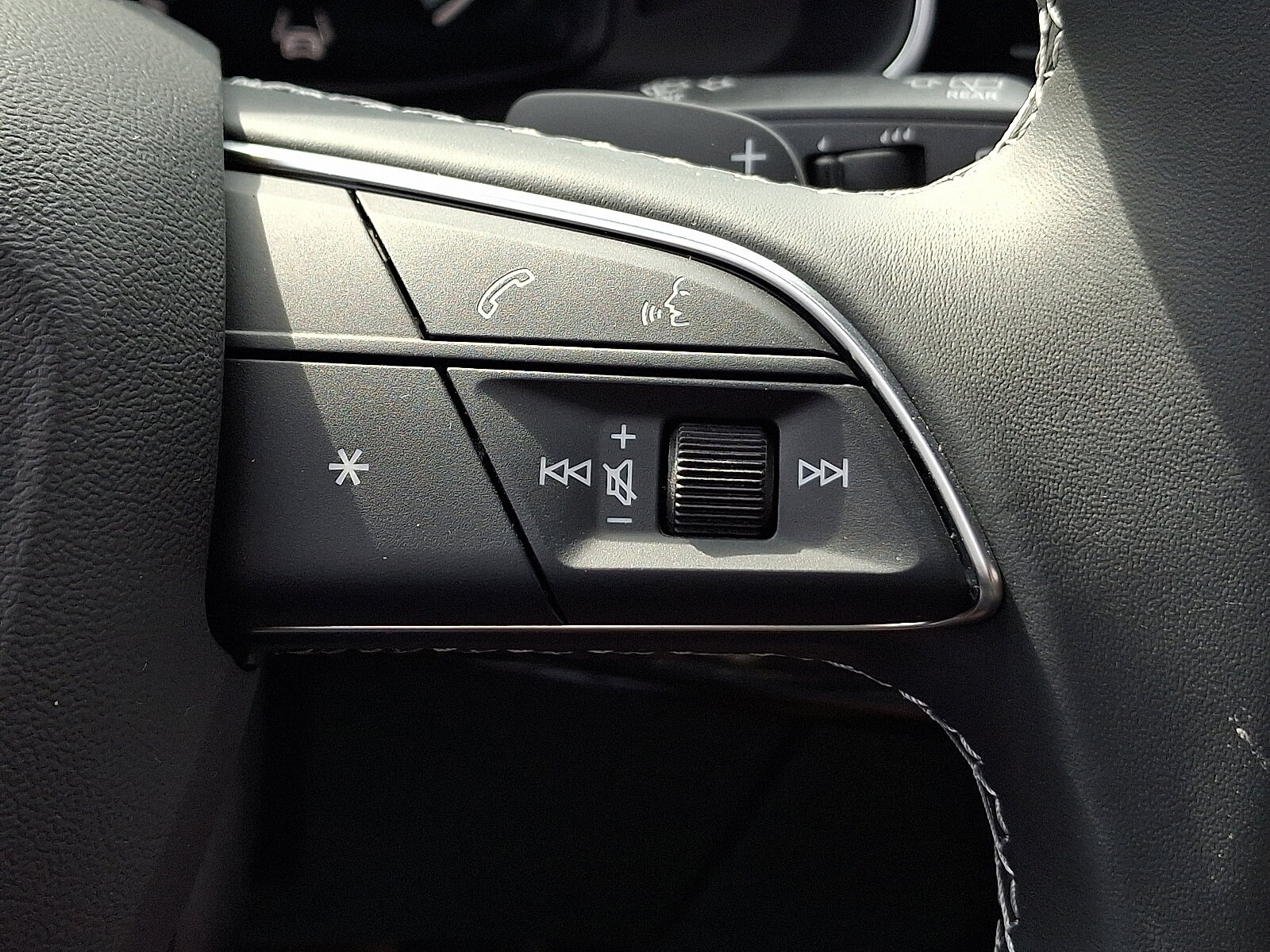 2026 Audi Q8 Premium Plus - Photo 18