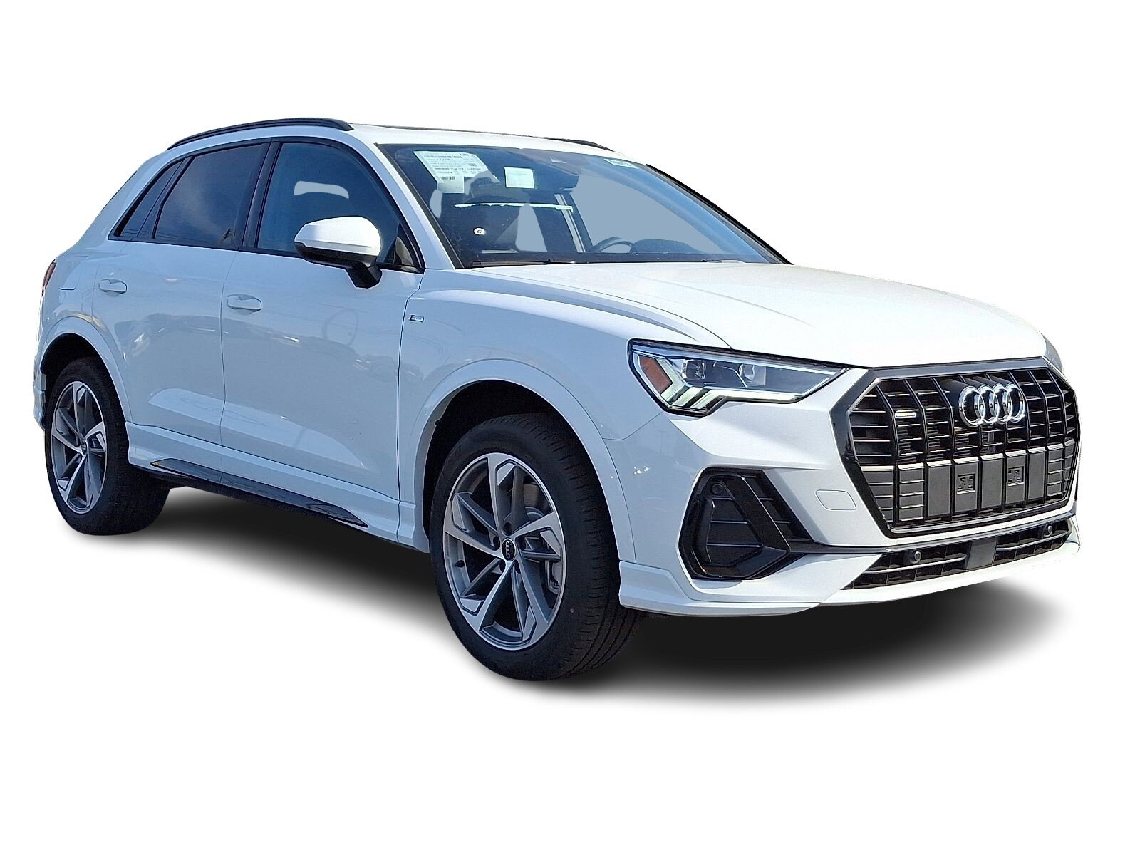 2025 Audi Q3 45 TFSI S line Premium photo 3