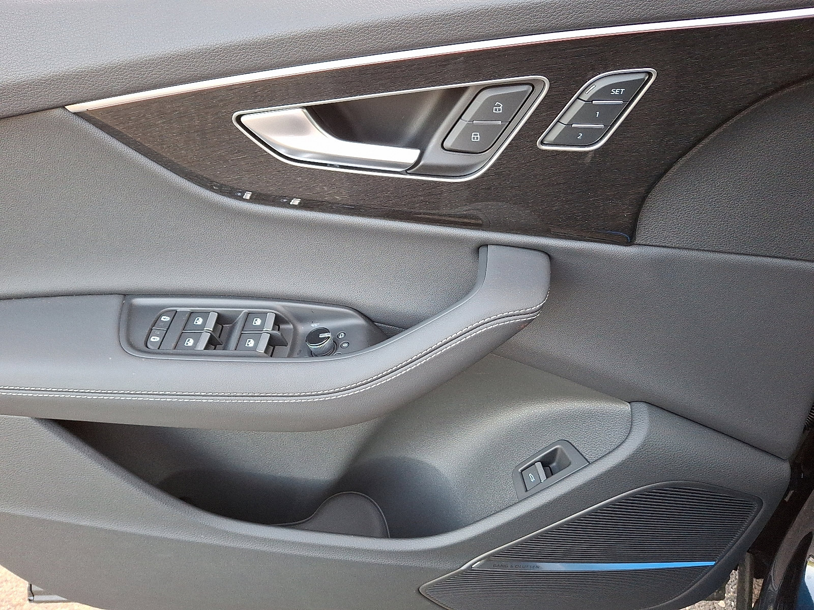 2026 Audi Q7 Premium Plus - Photo 9