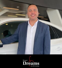 Staff member Phil R. from 7d378c8d6e49