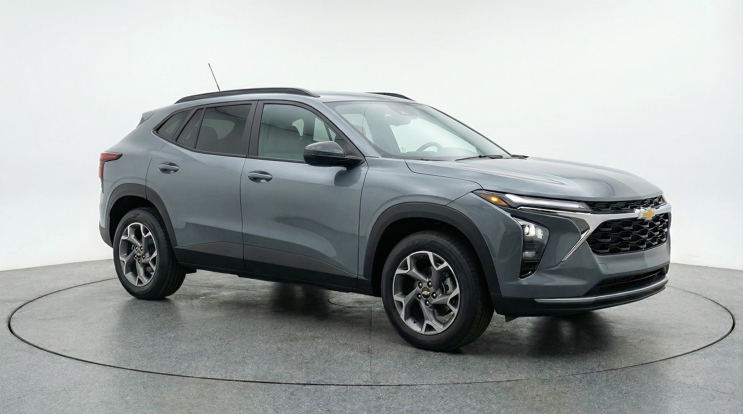 Thumbnail: 2025 Chevrolet Trax - 1