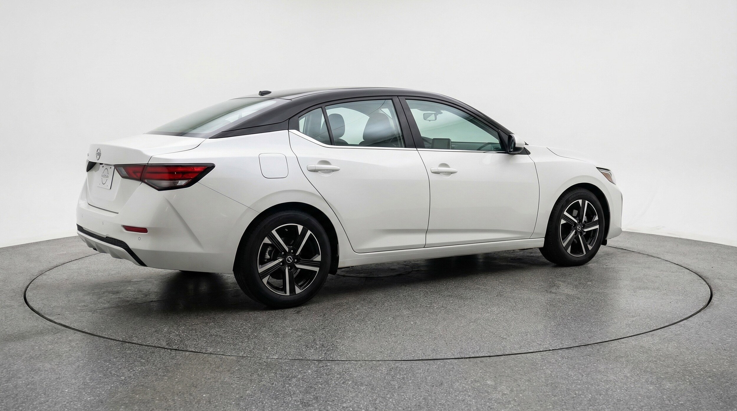 Thumbnail: 2025 Nissan Sentra - 9