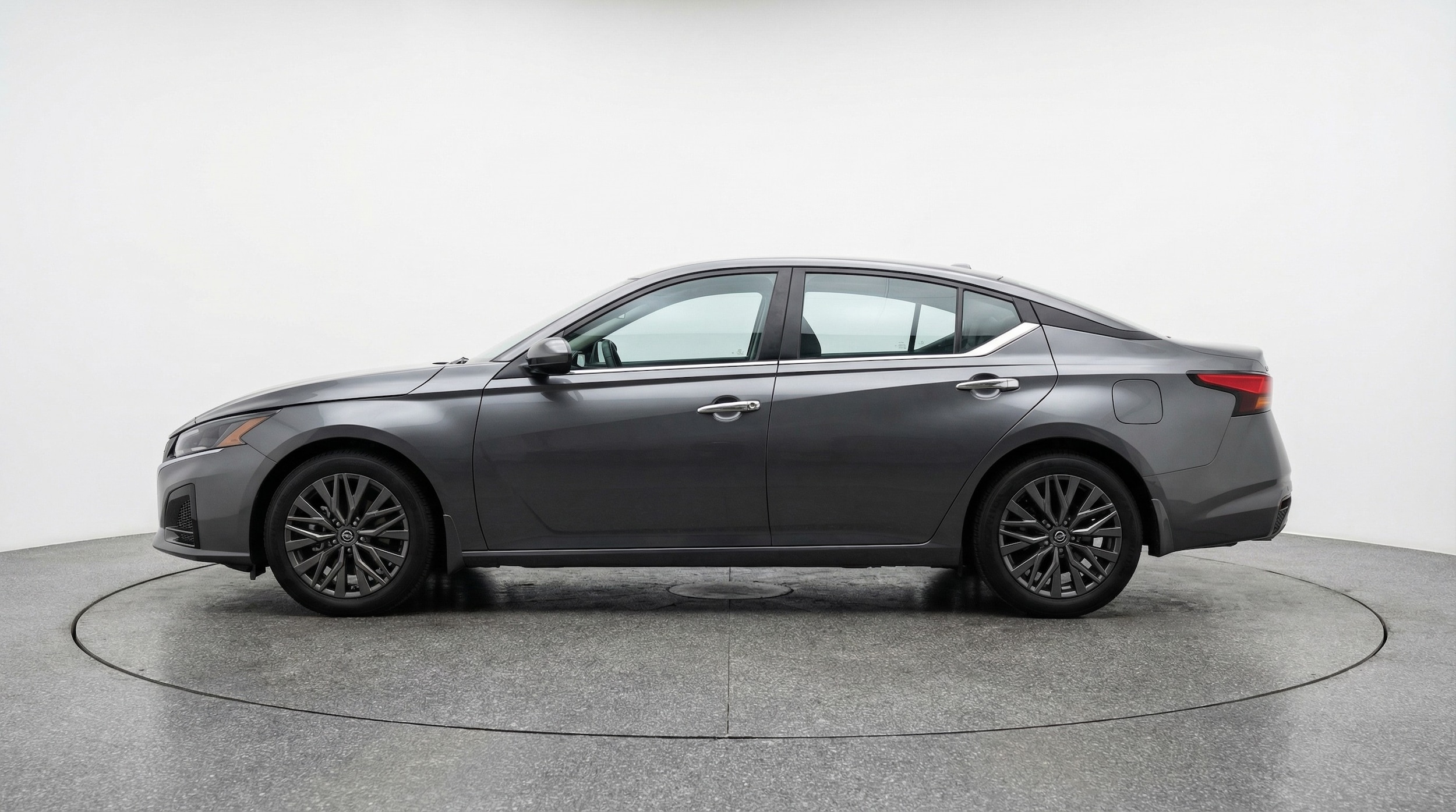 Thumbnail: 2025 Nissan Altima - 4