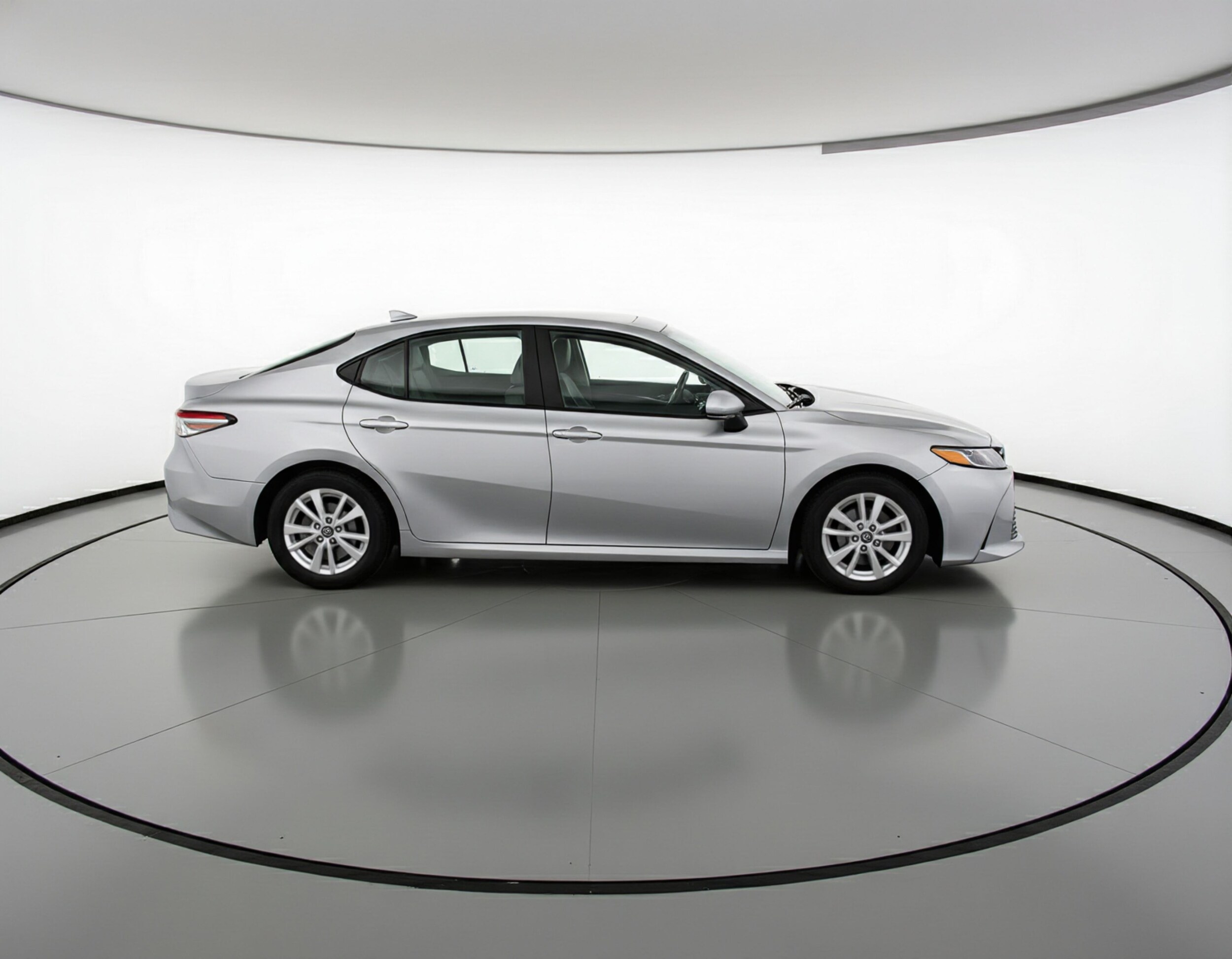 Thumbnail: 2025 Toyota Camry - 8