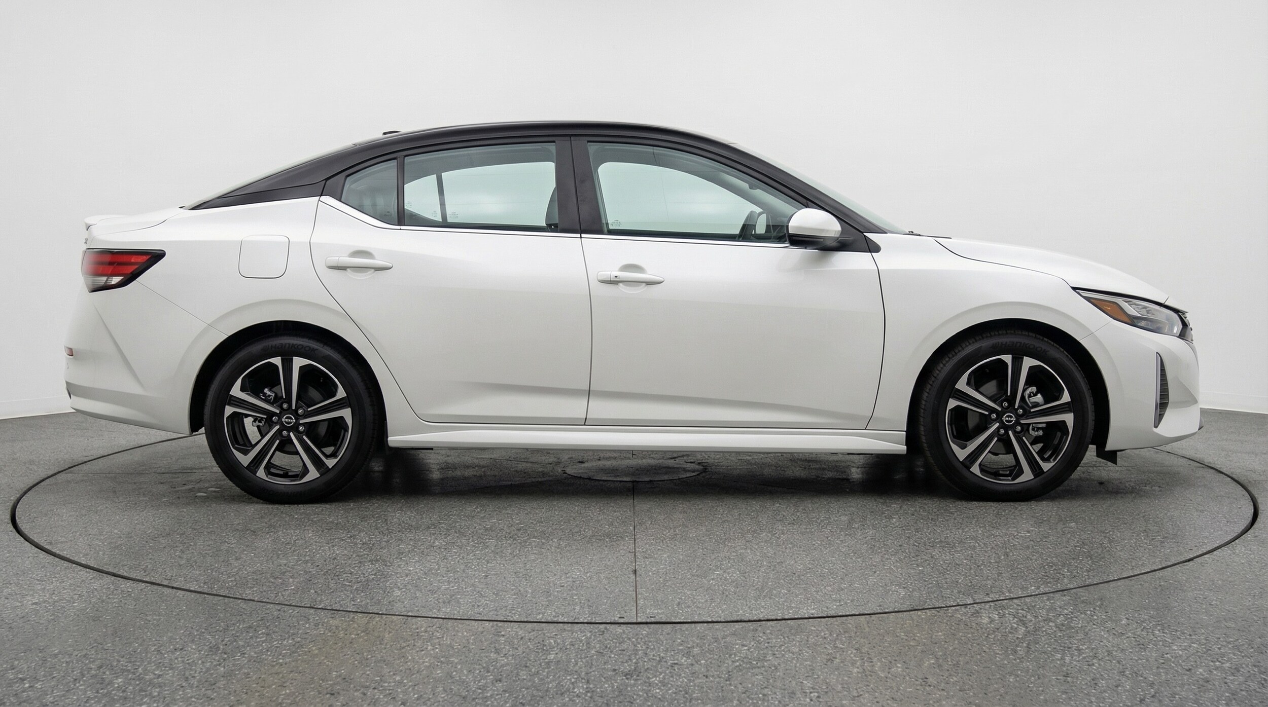 Thumbnail: 2025 Nissan Sentra - 8