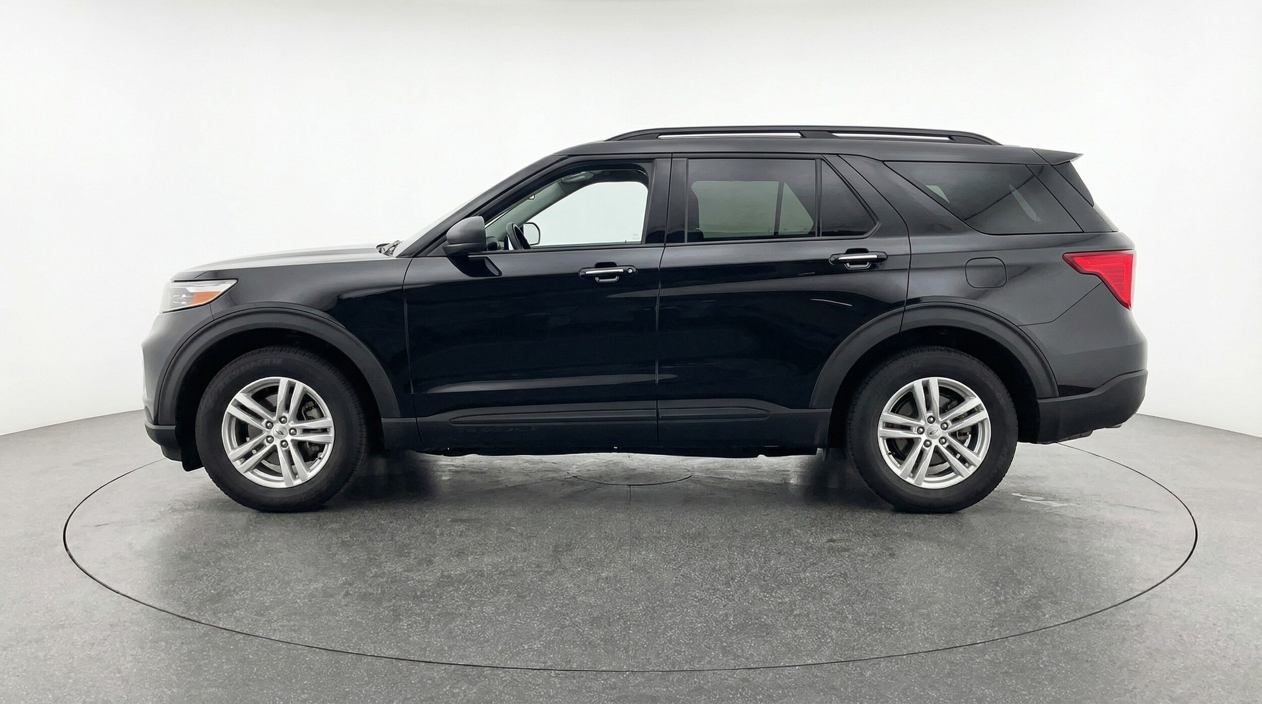 Thumbnail: 2024 Ford Explorer - 4