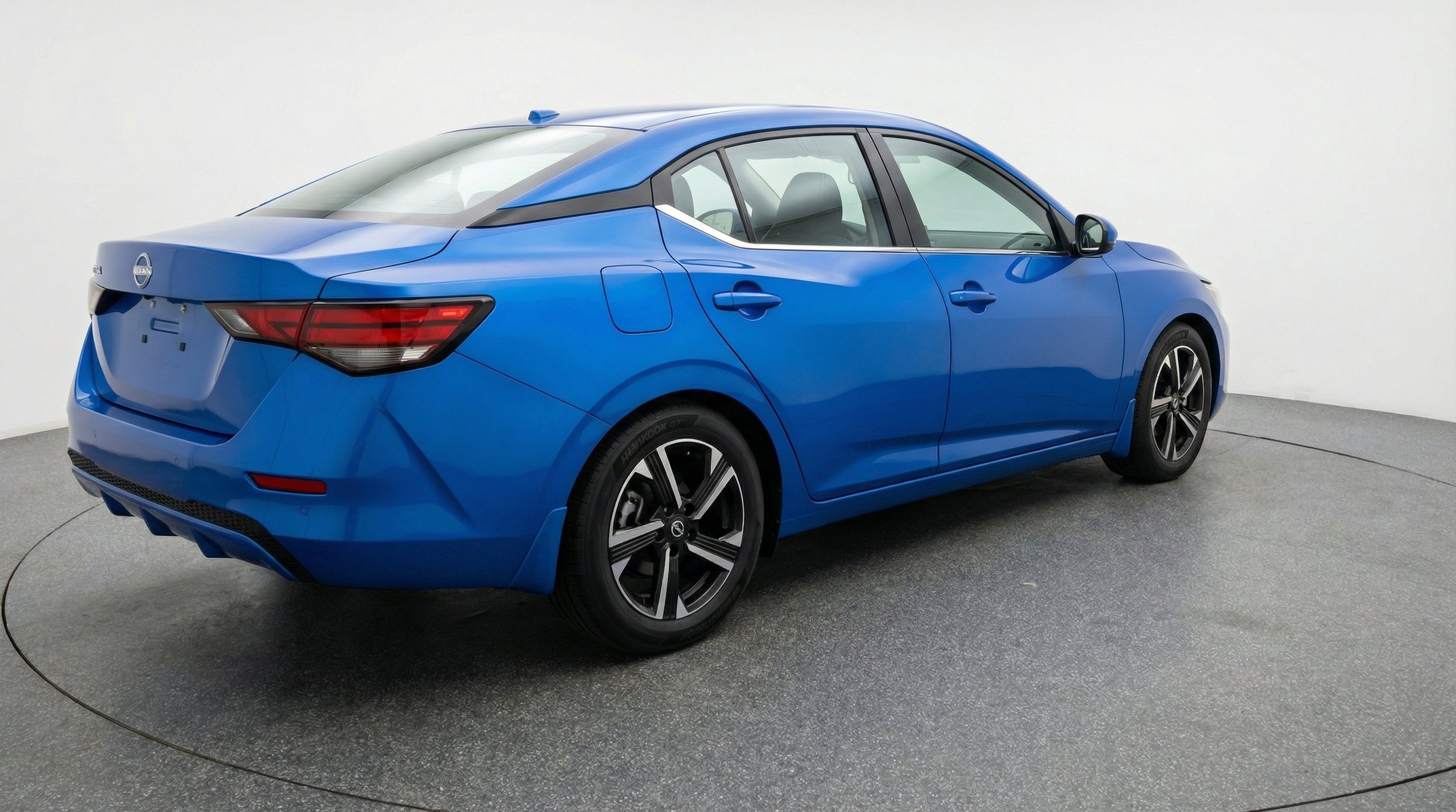 Thumbnail: 2025 Nissan Sentra - 9