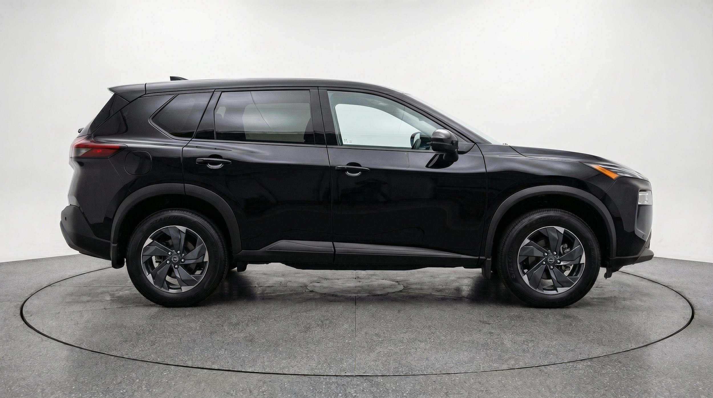 Thumbnail: 2025 Nissan Rogue - 11