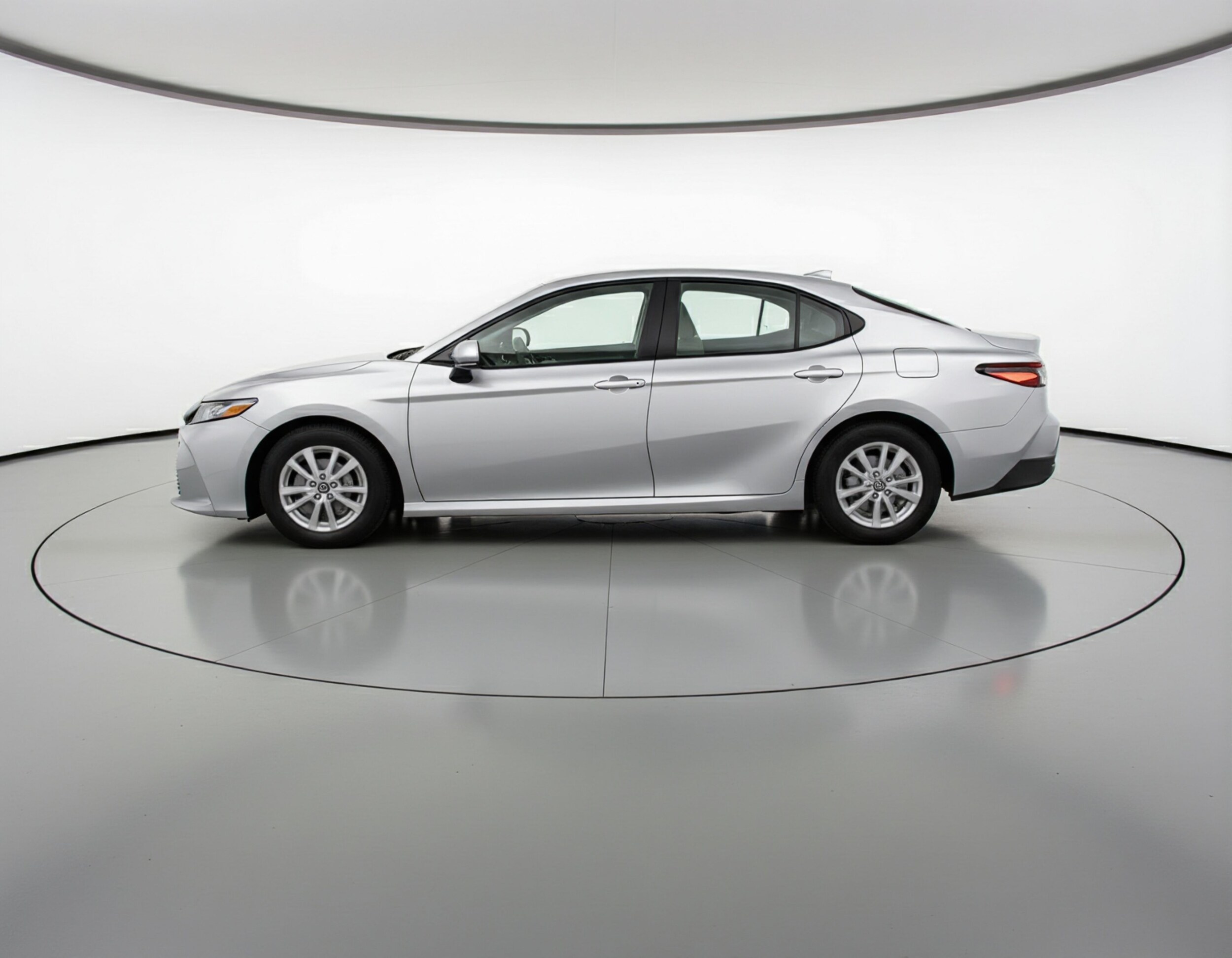 Thumbnail: 2025 Toyota Camry - 4