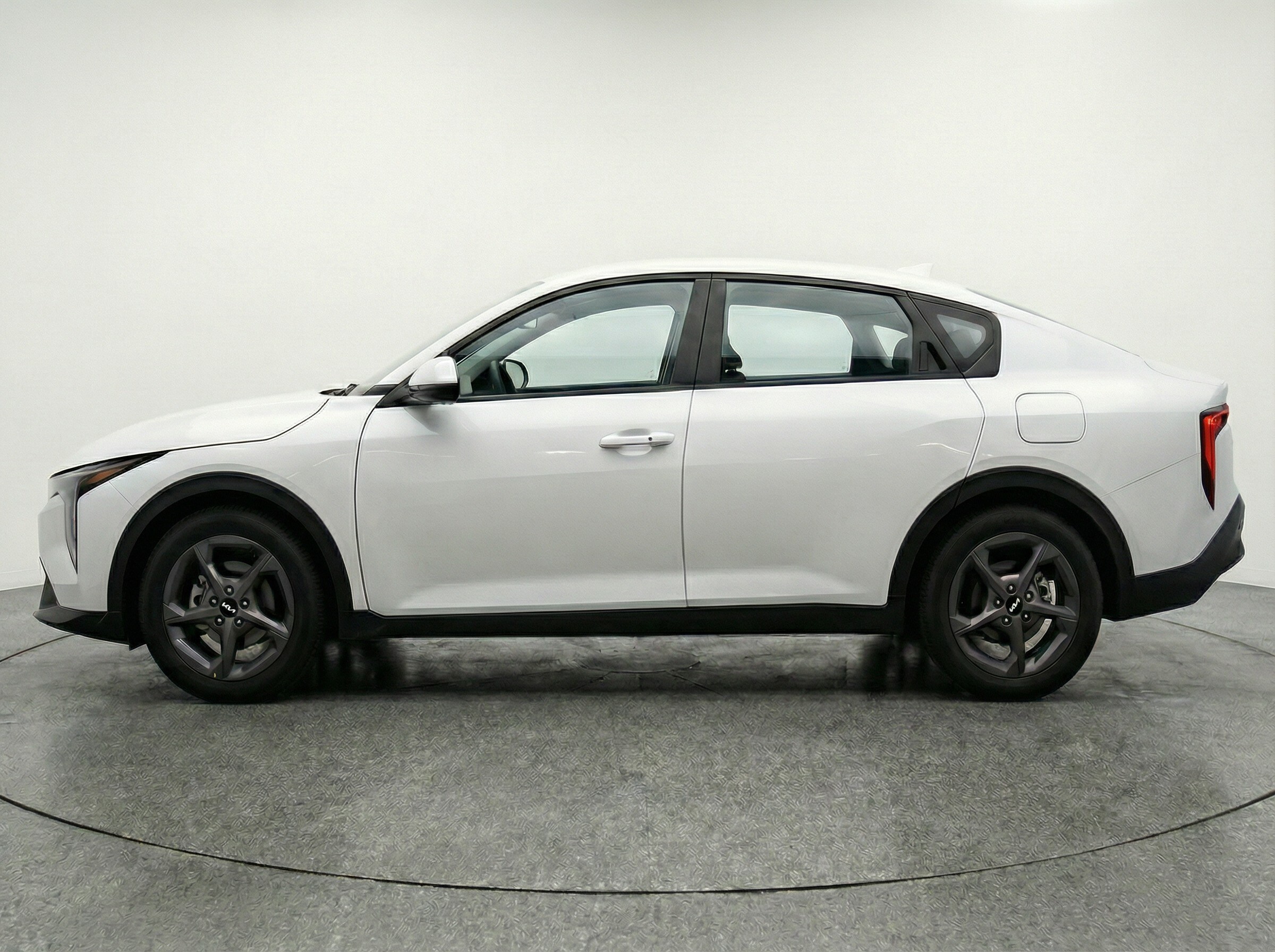 Thumbnail: 2025 Kia K4 - 4