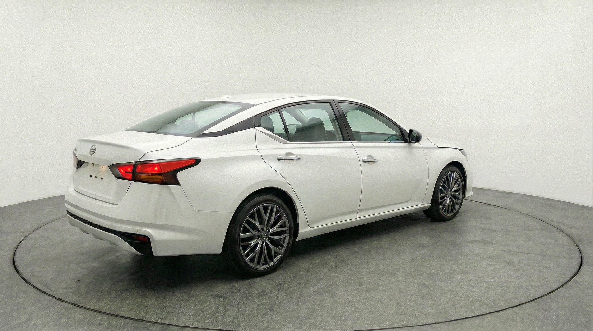 Thumbnail: 2025 Nissan Altima - 7