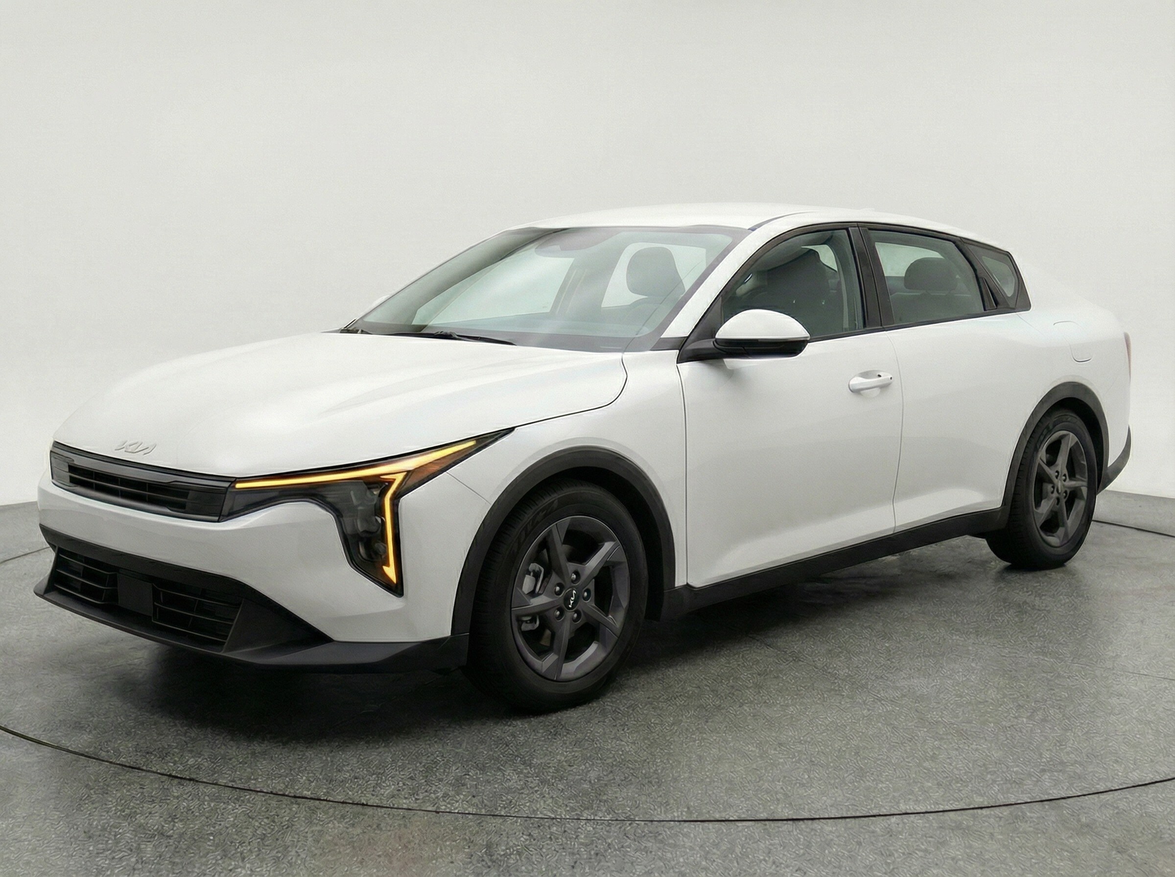 Thumbnail: 2025 Kia K4 - 3