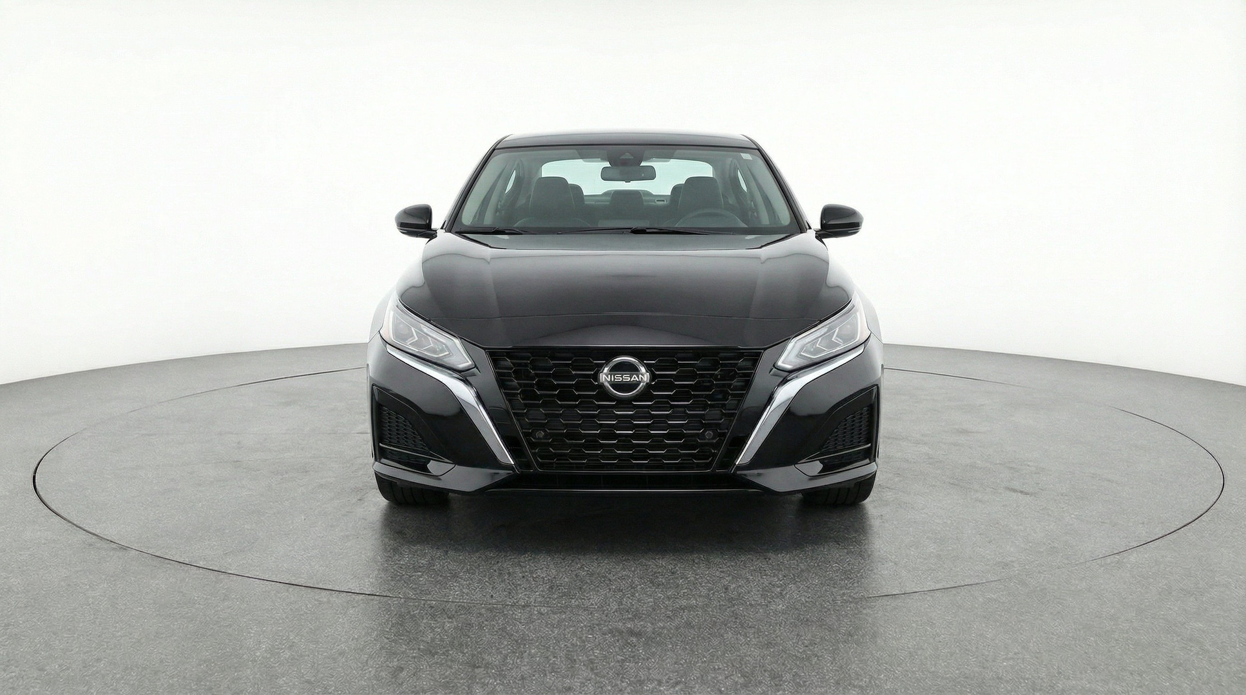 Thumbnail: 2025 Nissan Altima - 2