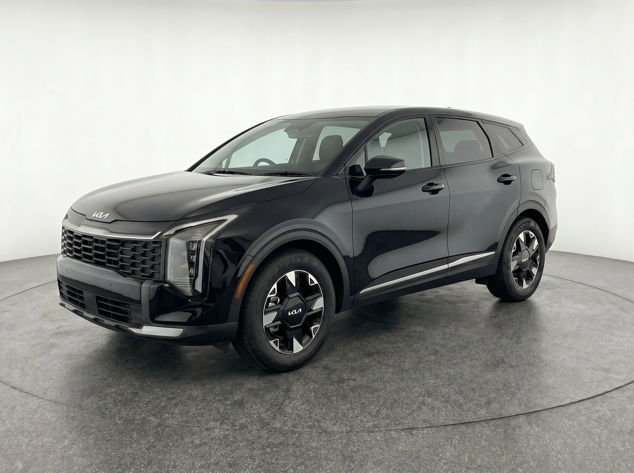 Thumbnail: 2026 Kia Sportage - 3