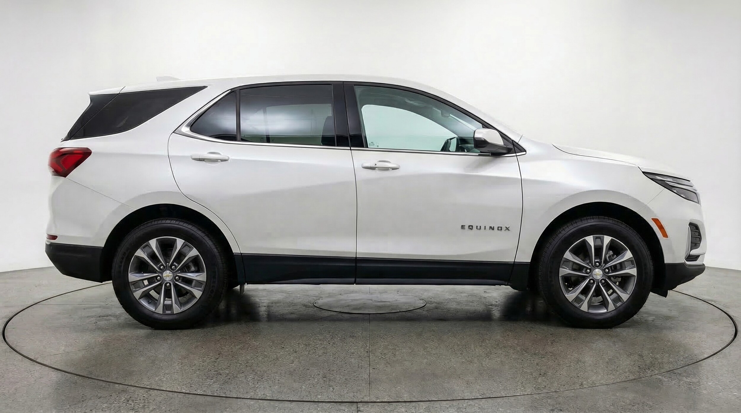 Thumbnail: 2025 Chevrolet Equinox - 8