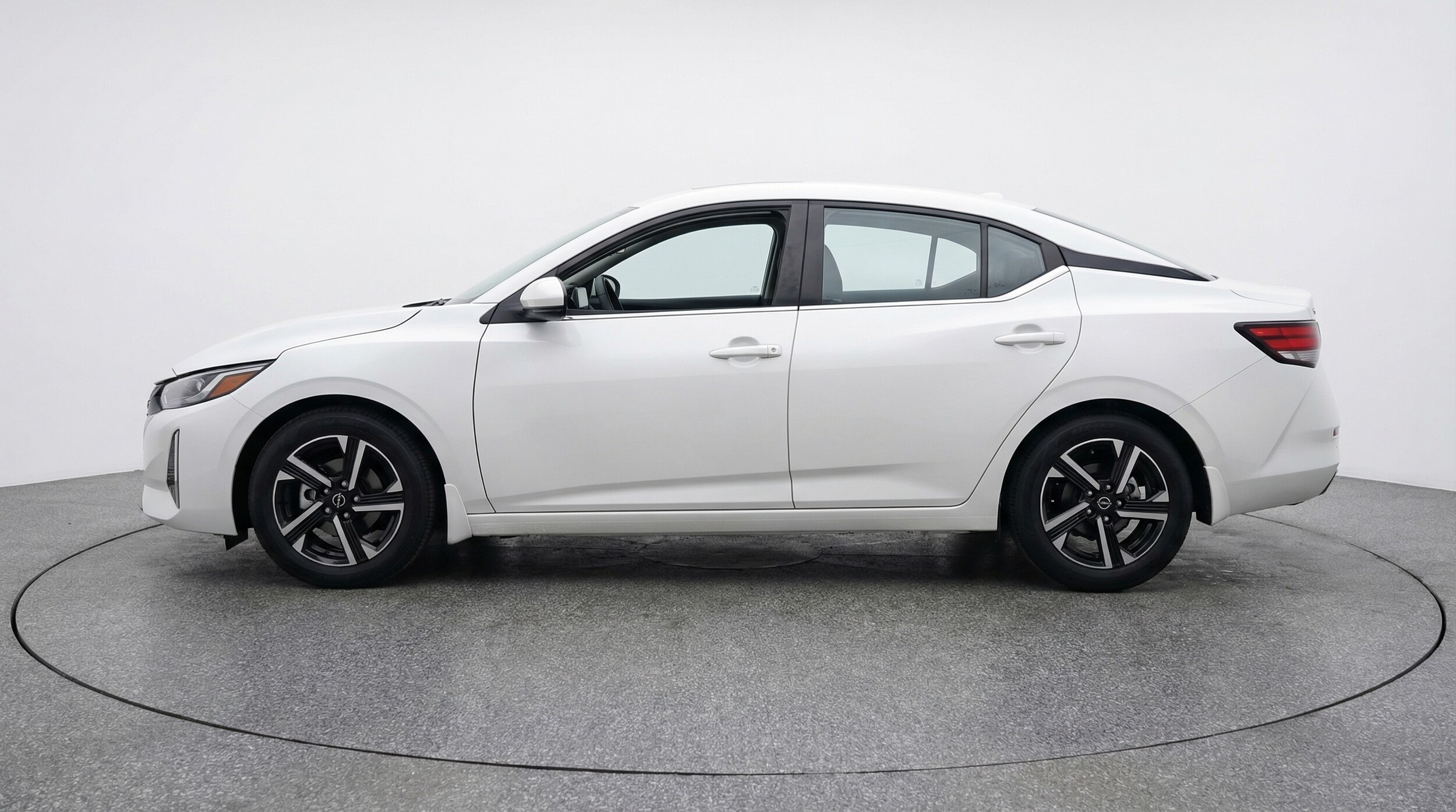 Thumbnail: 2025 Nissan Sentra - 4