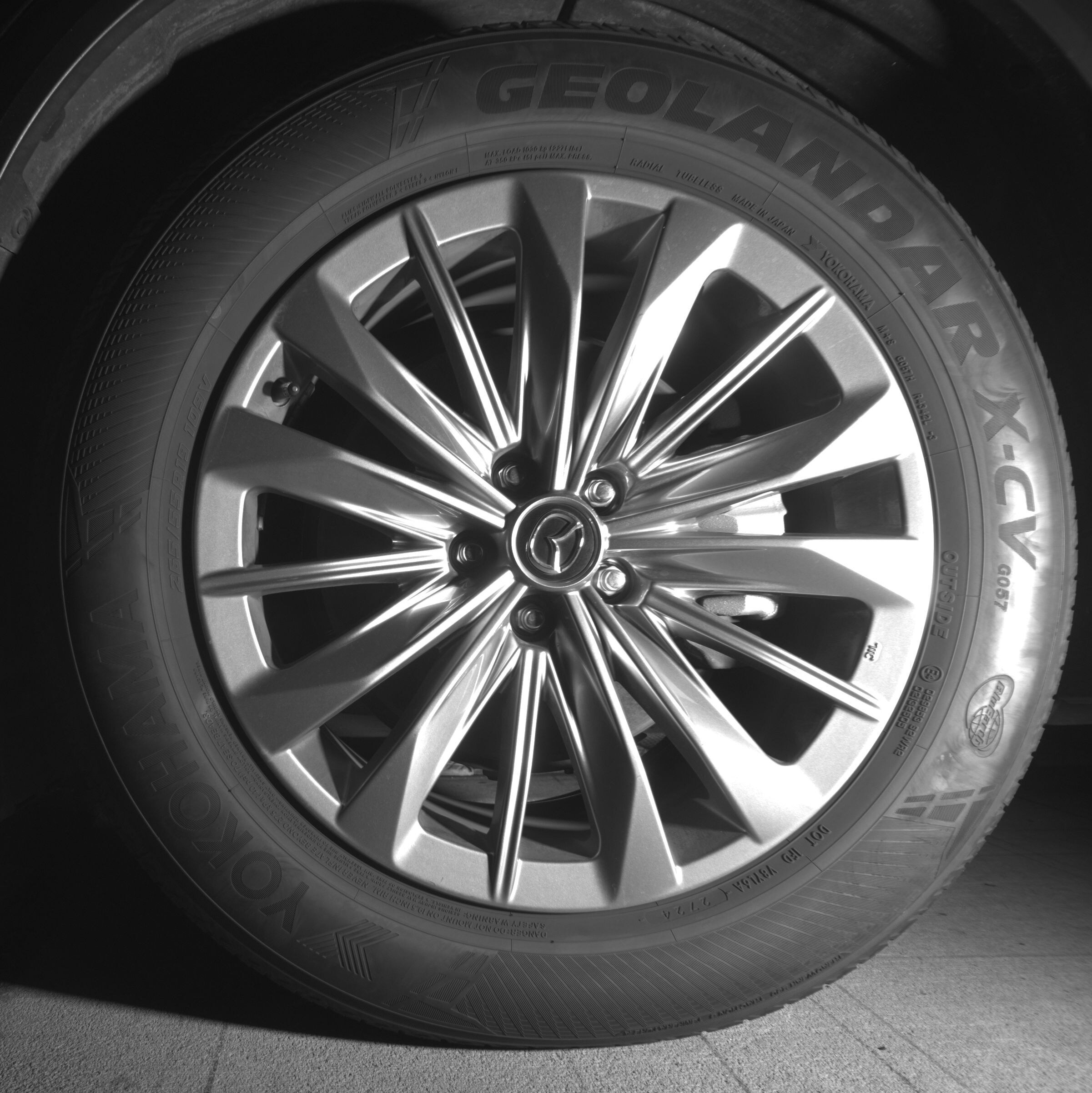 Thumbnail: 2025 Mazda CX-90 - 9