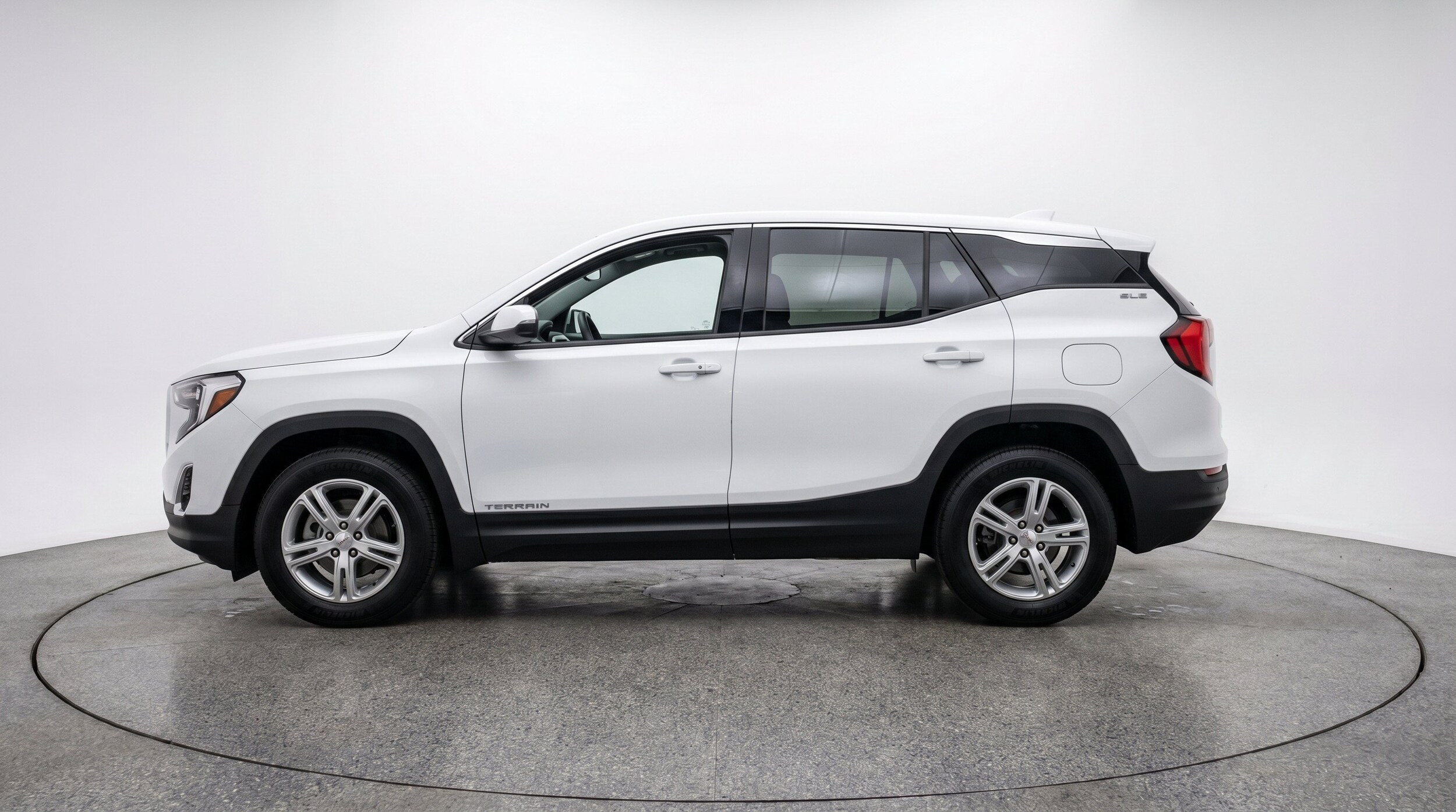 Thumbnail: 2024 GMC Terrain - 5