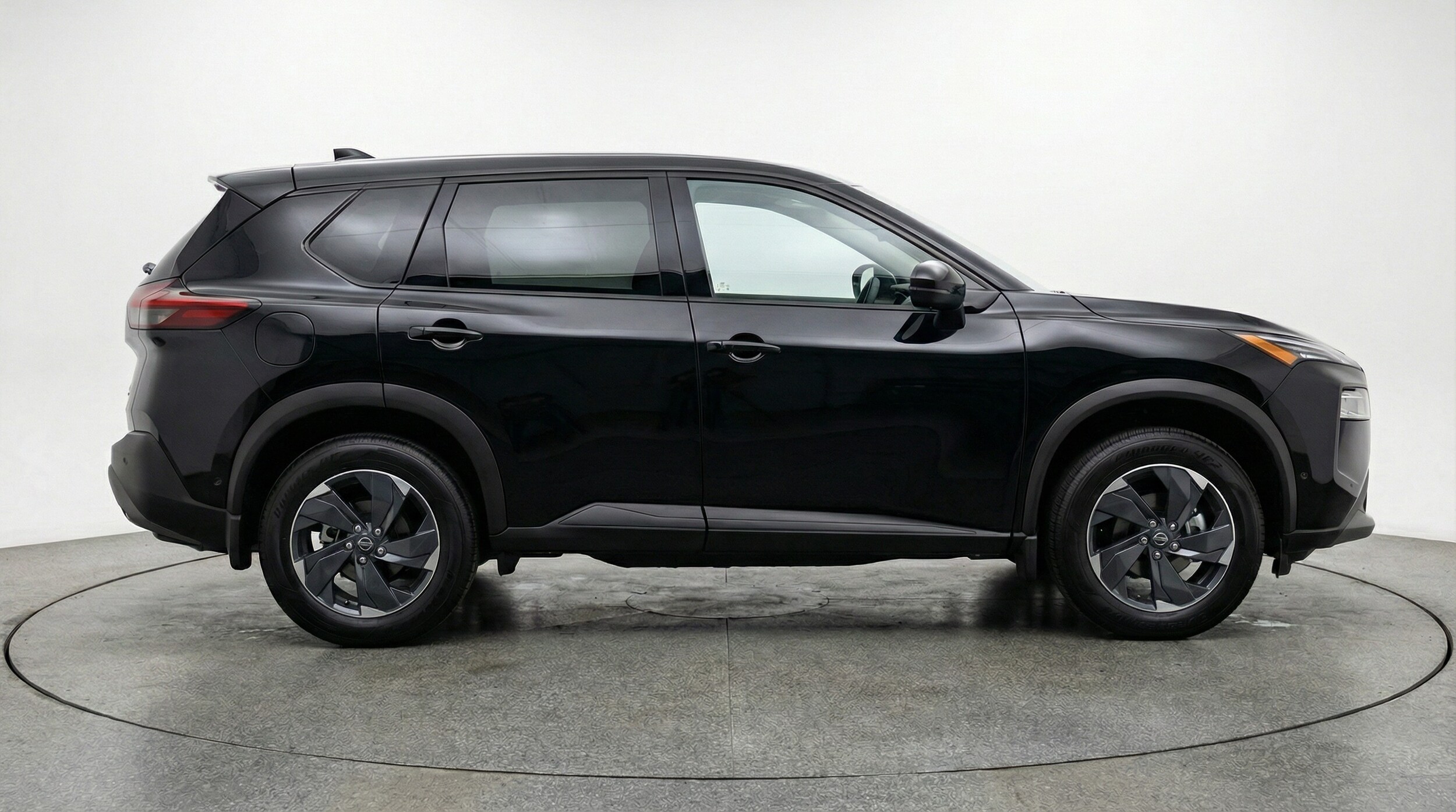 Thumbnail: 2025 Nissan Rogue - 8