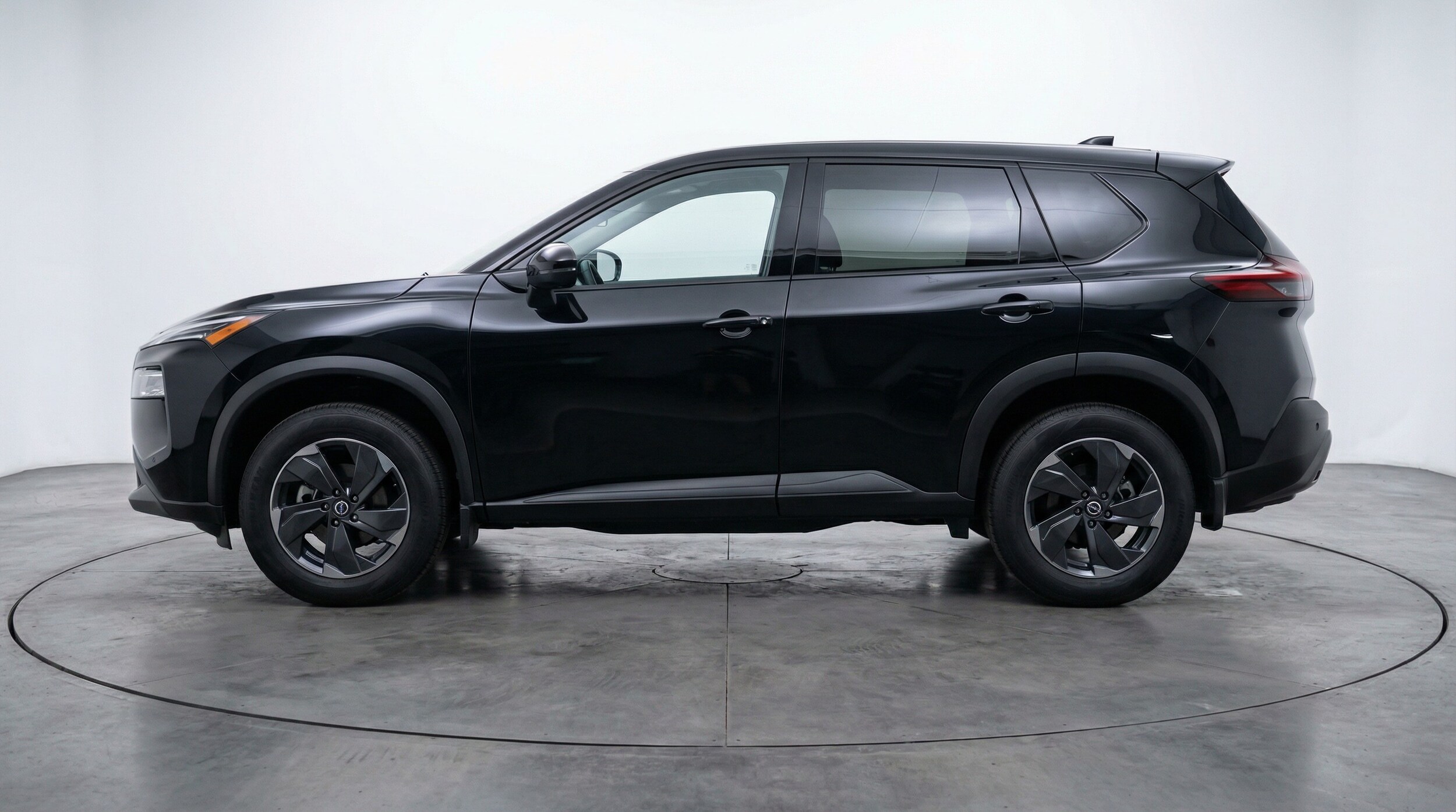 Thumbnail: 2025 Nissan Rogue - 4