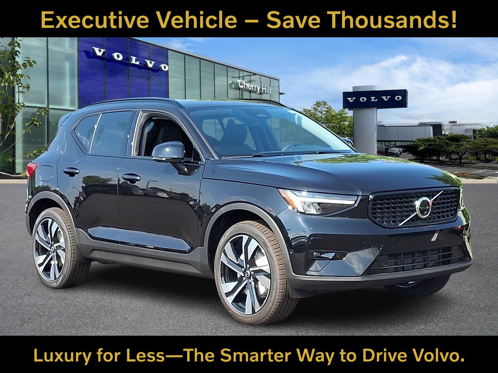 2026 Volvo XC40 B5 Plus Dark AWD's photo