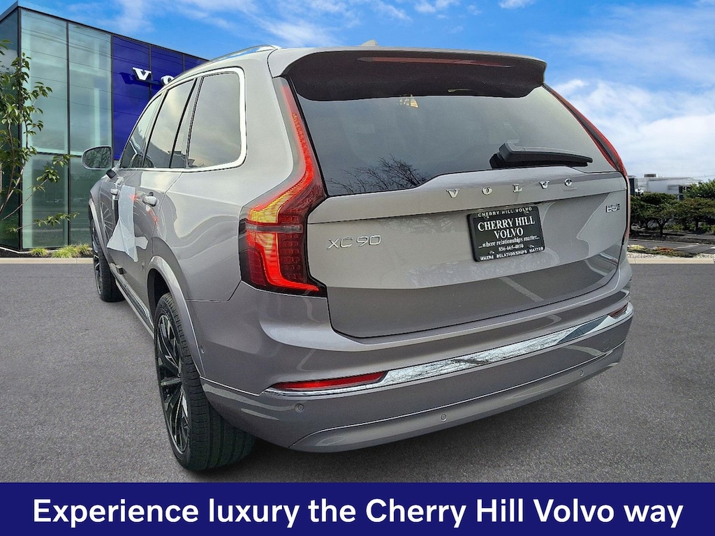 New 2026 Volvo XC90 B5 Plus 7-Seater SUV