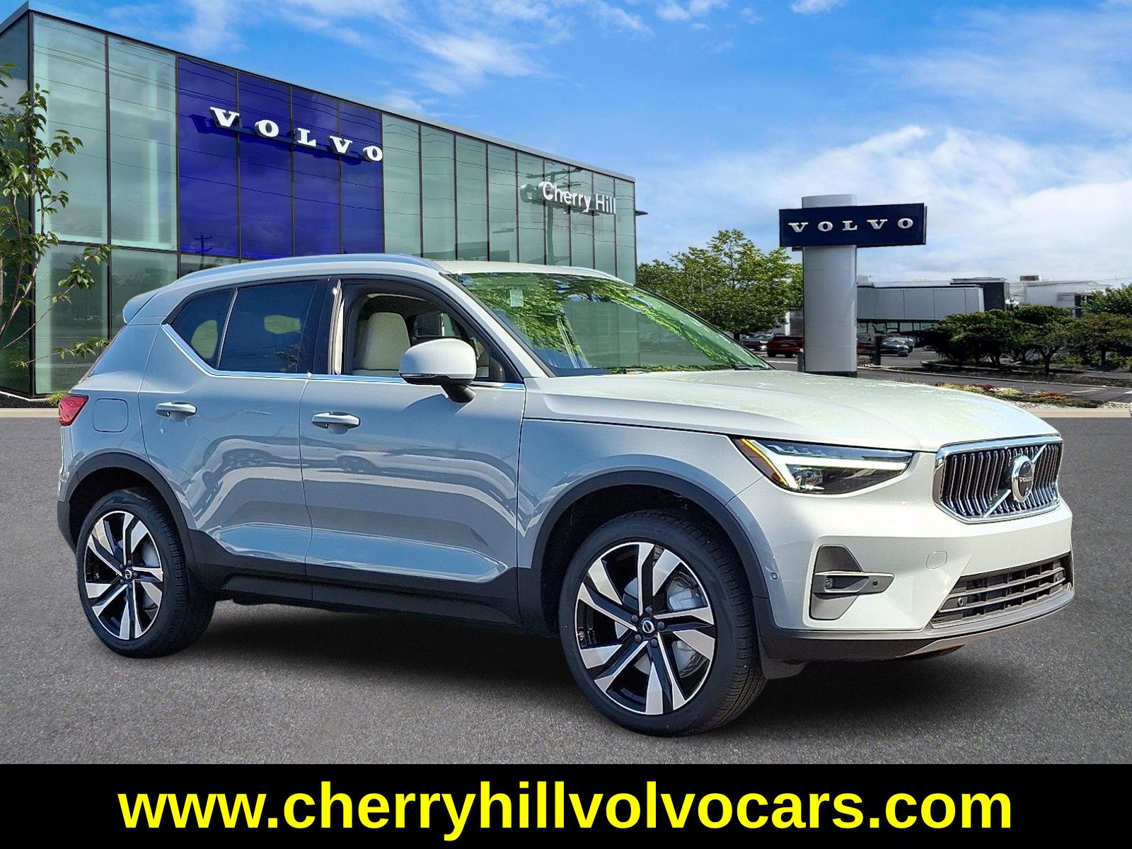 2025 Volvo XC40 Ultra
