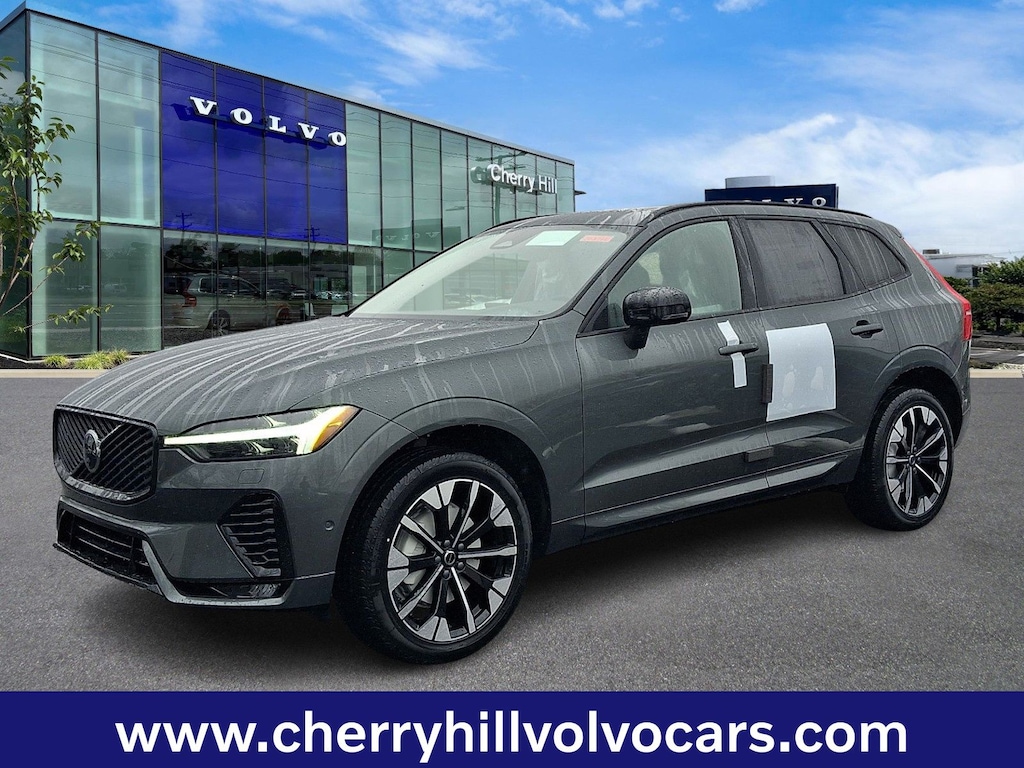 New 2026 Volvo XC60 B5 Plus SUV