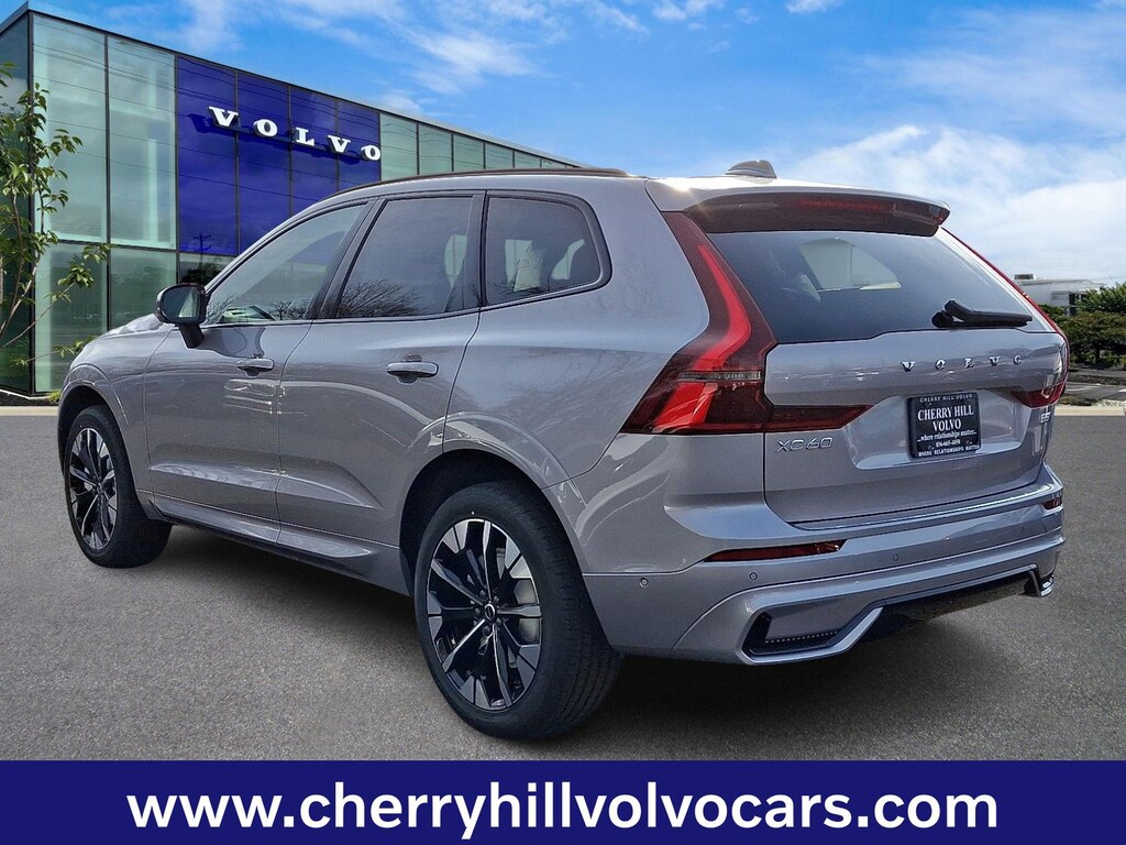 New 2026 Volvo XC60 B5 Plus SUV