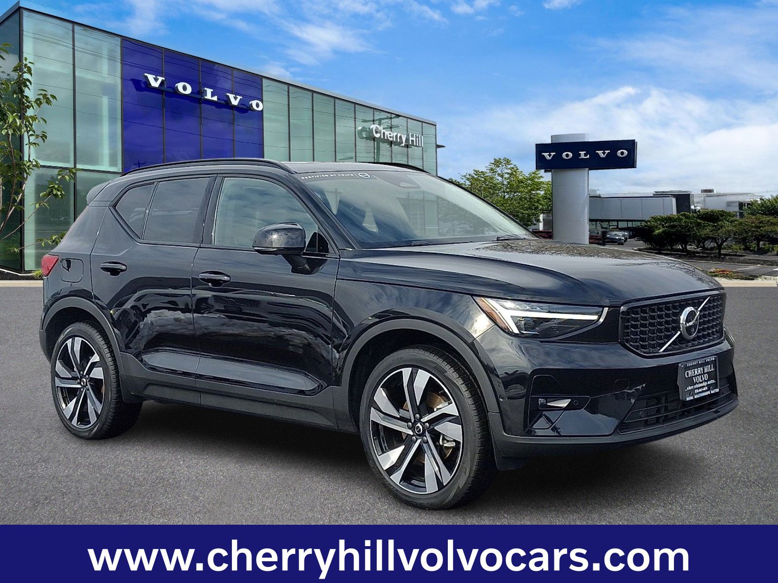 Used 2025 Volvo XC40 For Sale at Cherry Hill Volvo | VIN