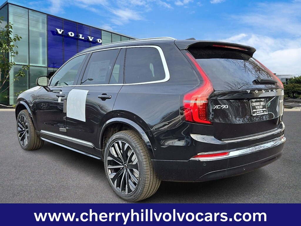 New 2026 Volvo XC90 plug-in hybrid T8 Plus 7-Seater SUV