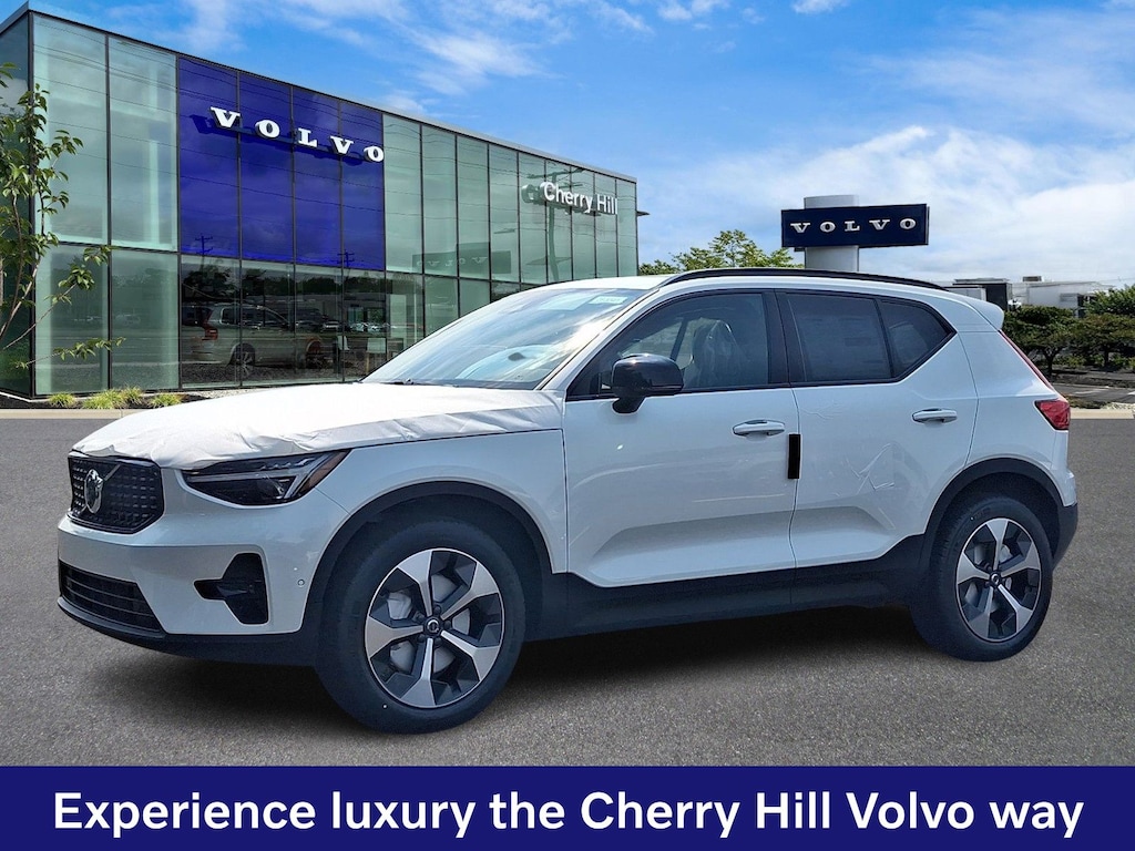 New 2026 Volvo XC40 B5 Plus SUV