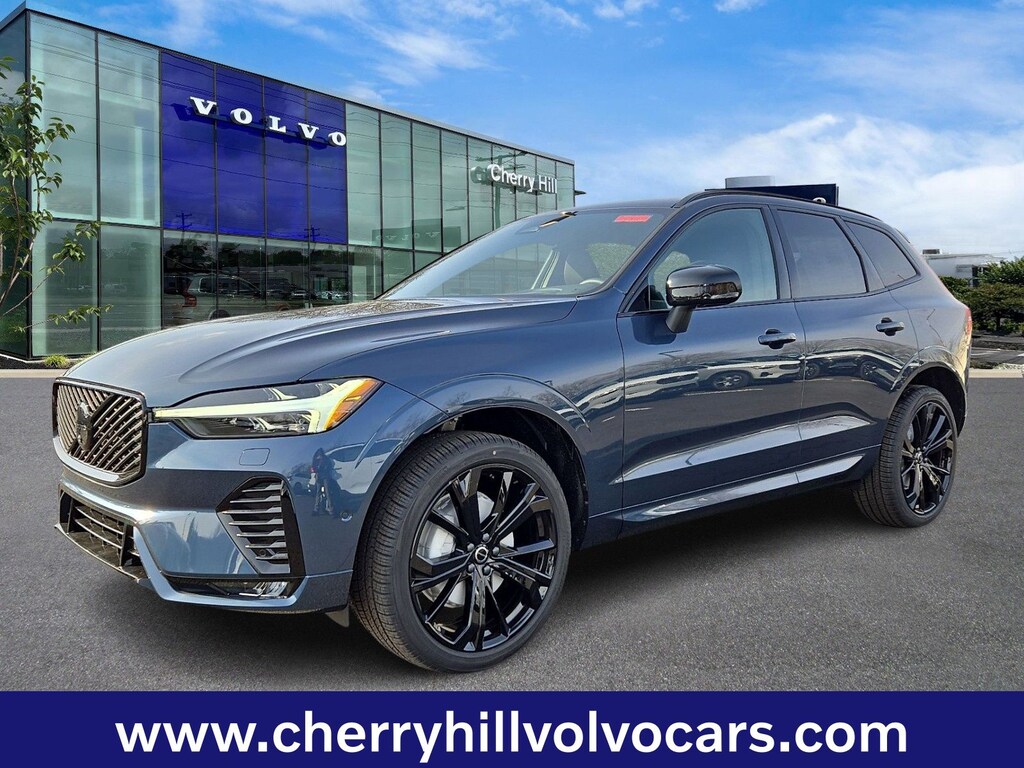 New 2026 Volvo XC60 B5 Ultra Black Edition SUV