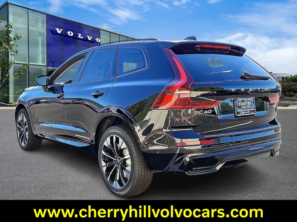 New 2026 Volvo XC60 B5 Plus SUV