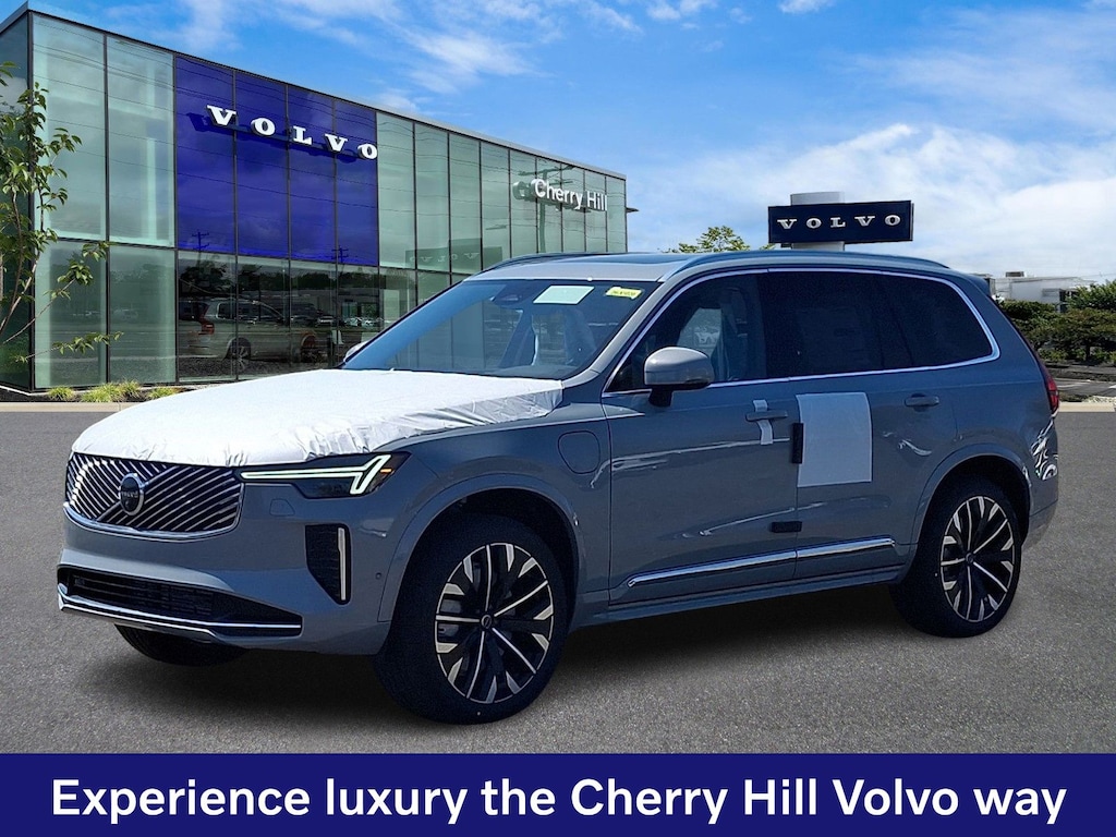 New 2026 Volvo XC90 plug-in hybrid T8 Plus 7-Seater SUV