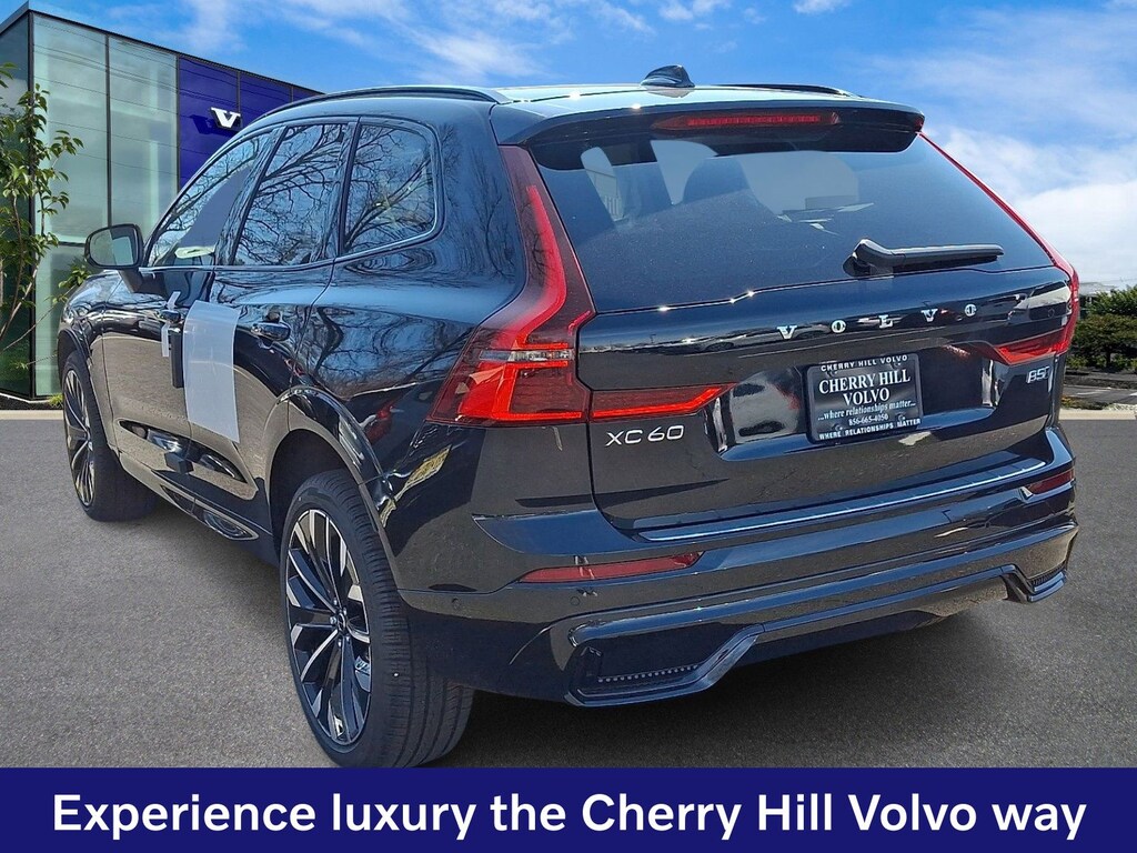 New 2026 Volvo XC60 B5 Ultra SUV