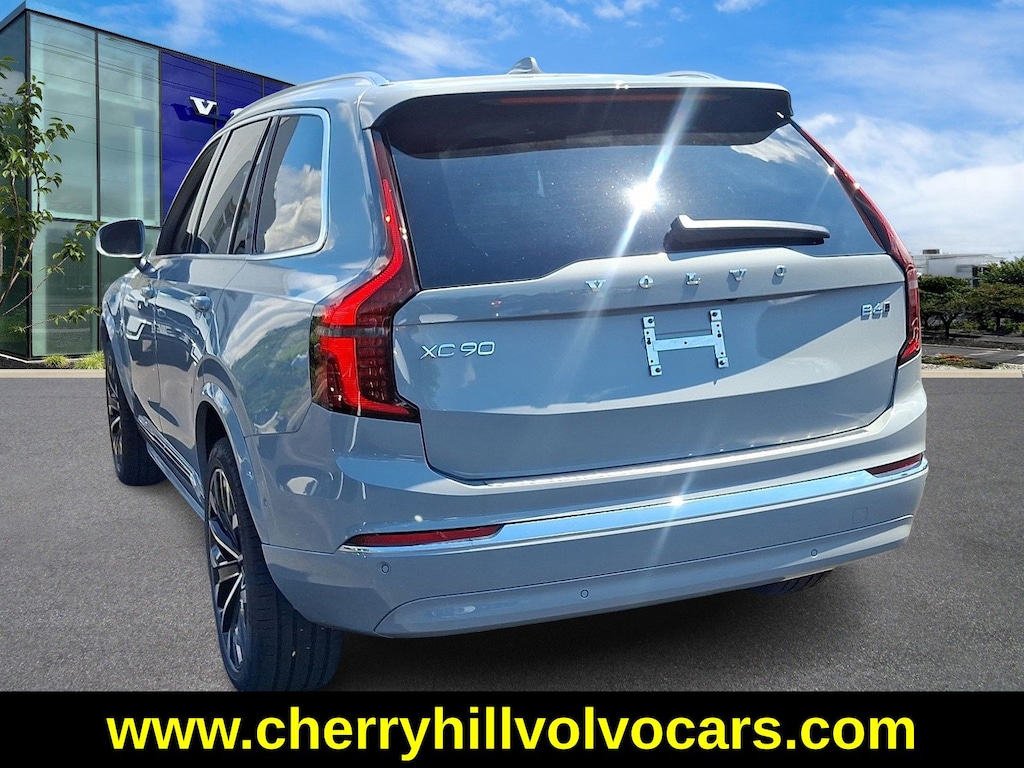 New 2026 Volvo XC90 B6 Plus 7-Seater SUV