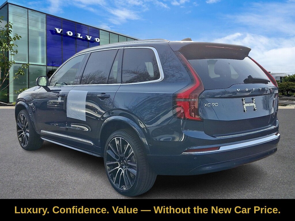 New 2026 Volvo XC90 B6 Plus 7-Seater SUV