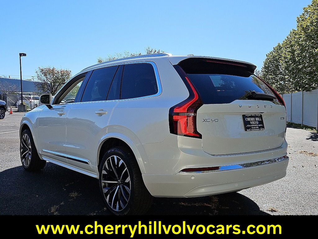 New 2026 Volvo XC90 B5 Plus 7-Seater SUV