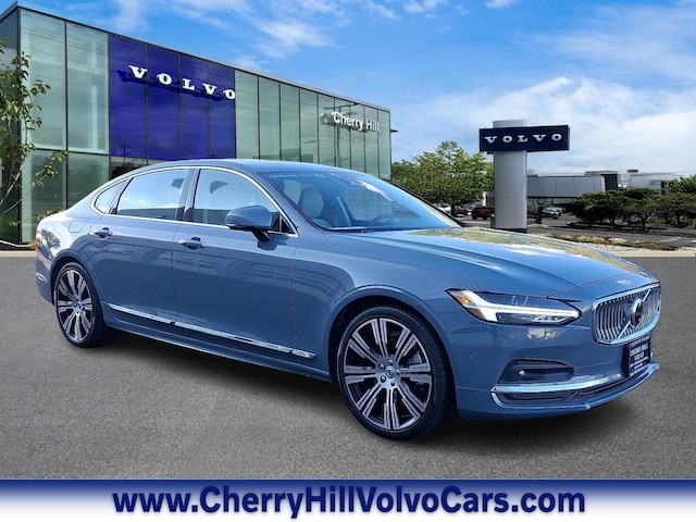 2022 Volvo S90 B6 Inscription Sedan