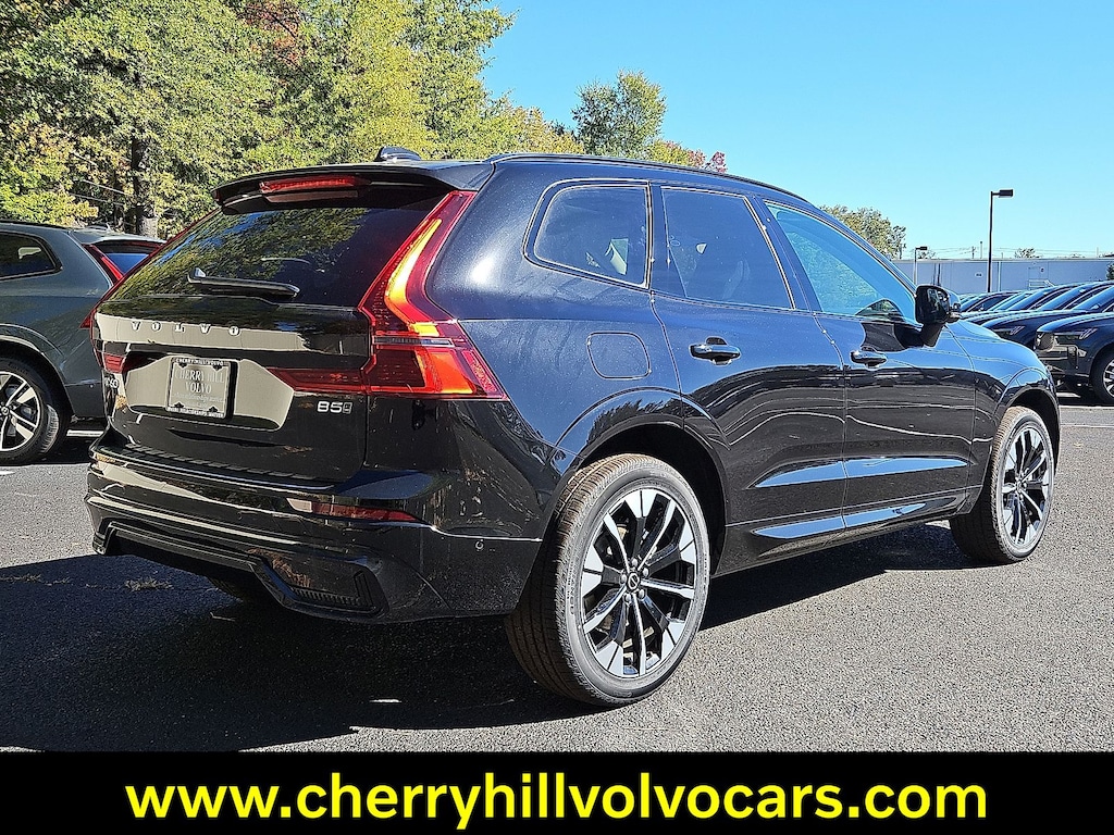 New 2026 Volvo XC60 B5 Plus SUV