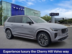 2026 Volvo XC90 plug-in hybrid T8 Ultra Dark Theme 7-Seater SUV eAWD