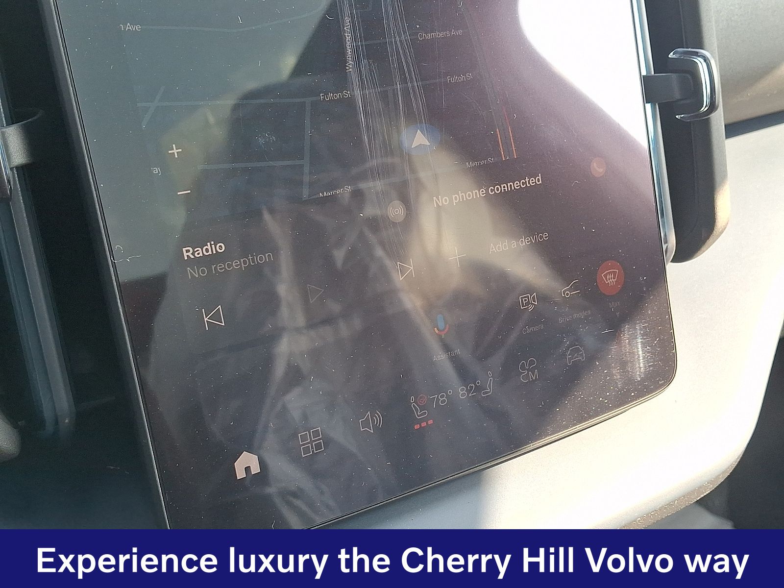 2026 Volvo EX30 Ultra - Photo 13