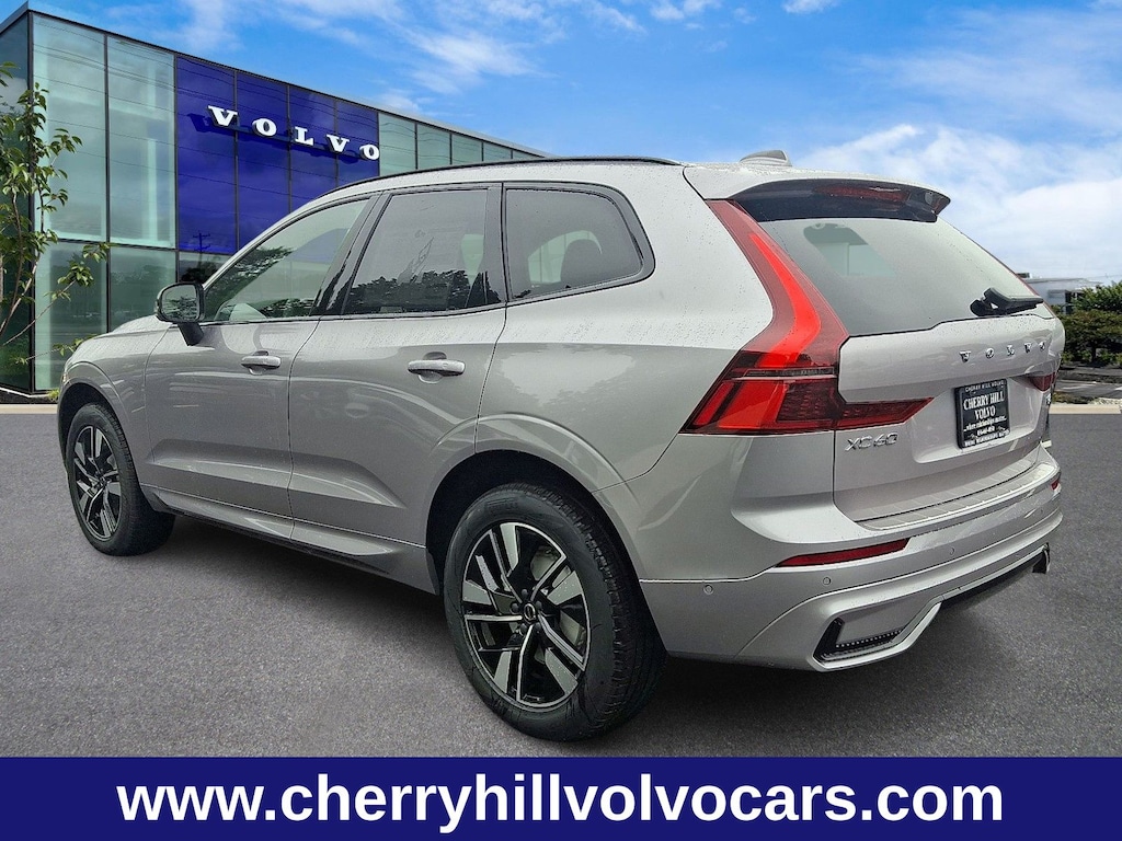 New 2026 Volvo XC60 B5 Plus SUV